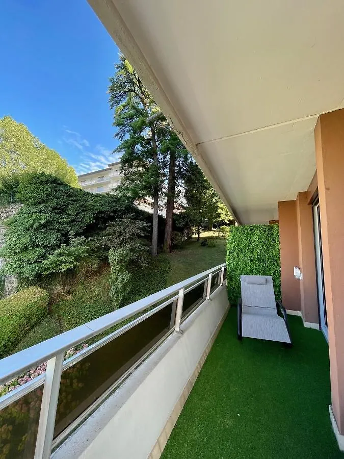 Evian Appartement Confort Vue Lac Et Parking Prive 0*, Évian-les-Bains
